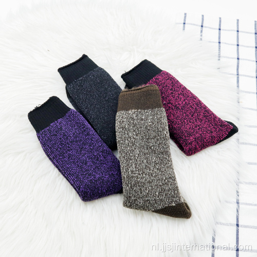 Vaste kleur verdikt fleece warme sokken